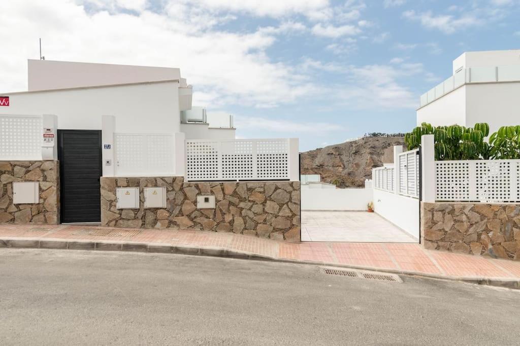 Big Villa Tauro With Private Heated Saltwater Pool & Jacuzzi & Bbq & Game Room & Arcade Games Mogán Exteriér fotografie